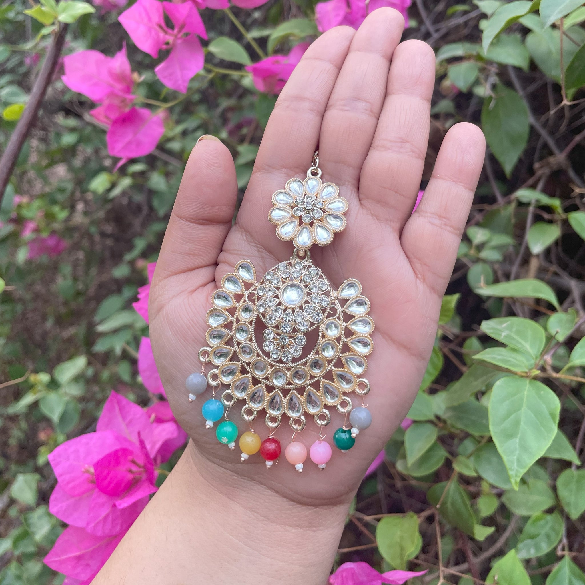 Multicolor Mang Tikka Set Jewels and Stones India